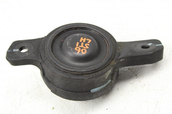 2004-2007 SUBARU WRX STI ENGINE MOTOR MOUNT LH DRIVER SIDE - Image 3