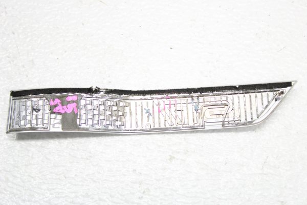 2015-2020 SUBARU WRX STI FENDER GARNISH TRIM EMBLEM LH DRIVER SIDE OEM 91123VA010 - Image 3