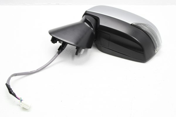 2015-2020 SUBARU WRX & STI LH DRIVER SIDE VIEW MIRROR W/TURN SIGNAL ISM SILVER