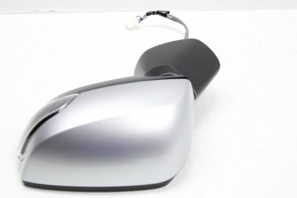 2015-2020 SUBARU WRX & STI LH DRIVER SIDE VIEW MIRROR W/TURN SIGNAL ISM SILVER - Image 3