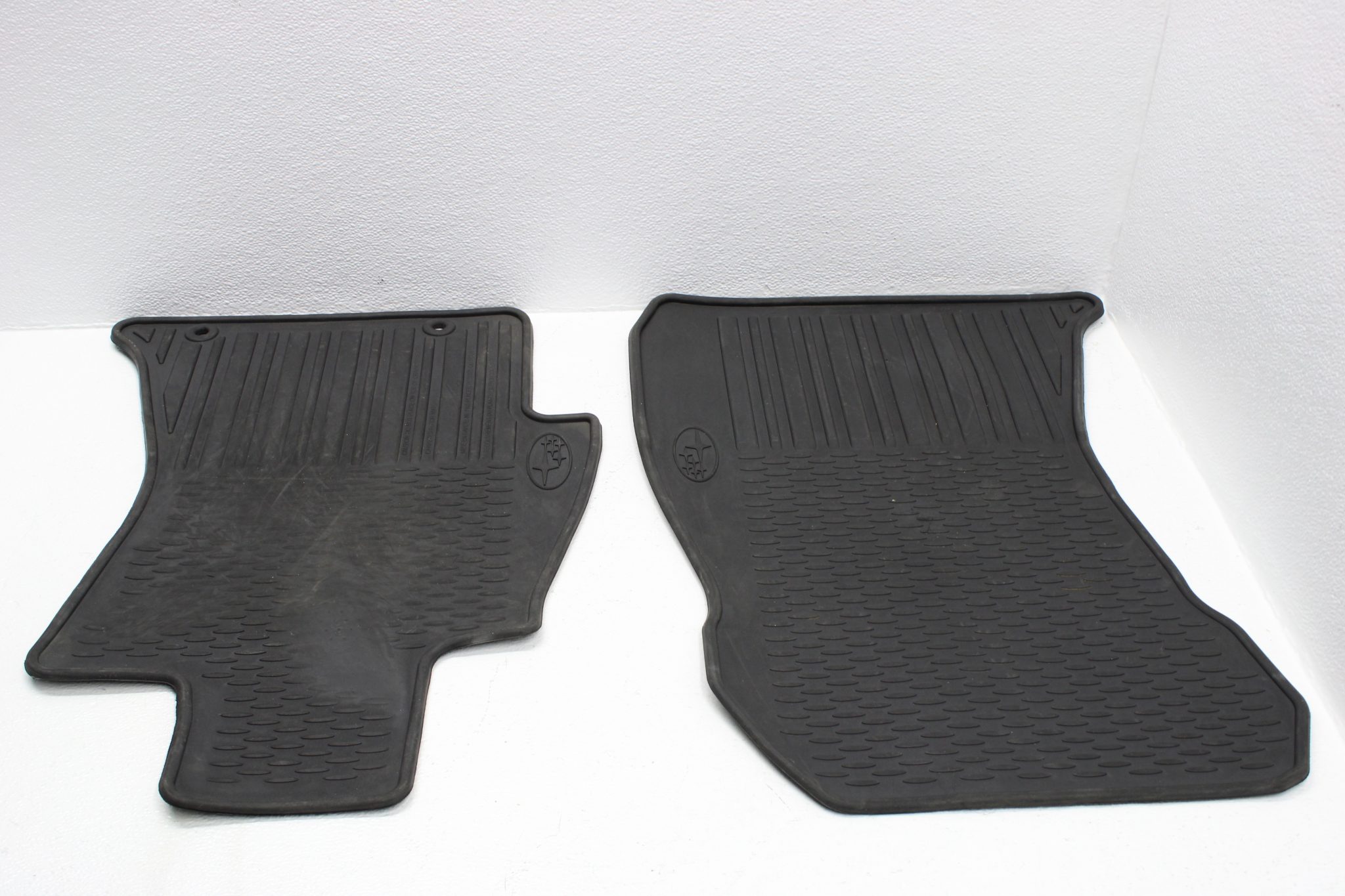 20152020 SUBARU WRX & STI RUBBER INTERIOR FLOOR MATS FRONT & REAR SET OEM