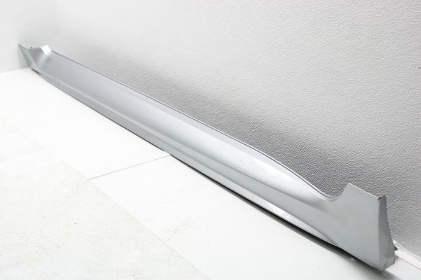 2015-2020 SUBARU WRX & STI LH DRIVER SIDE SKIRT ROCKER PANEL ISM SILVER OEM - Image 3