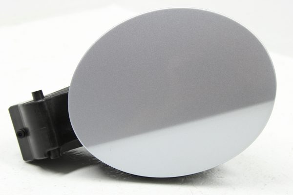 2015-2020 SUBARU WRX & STI FUEL GAS CAP LID COVER ASSEMBLY ICE SILVER METALLIC OEM - Image 2