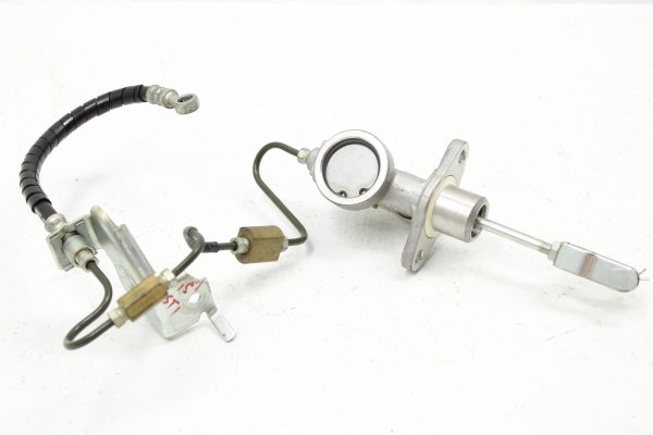2015-2020 SUBARU WRX STI CLUTCH MASTER SLAVE CYLINDER & HOSE LINE OEM - Image 2