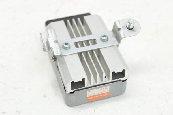 2015-2020 SUBARU WRX STI FUEL PUMP CONTROLLER MODULE OEM 22648AA081 - Image 2