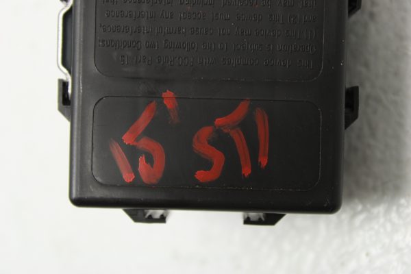 2015-2020 SUBARU WRX & STI KEYLESS ENTRY CONTROL UNIT MODULE 88035FJ012 OEM - Image 4