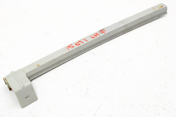 2015-2020 SUBARU WRX & STI FRONT LH DRIVER SIDE LOWER WINDOW CHANNEL OEM - Image 3