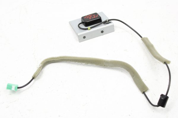 2015 SUBARU WRX & STI RADIO ANTENNA GPS UNIT OEM 86277FJ100 - Image 2