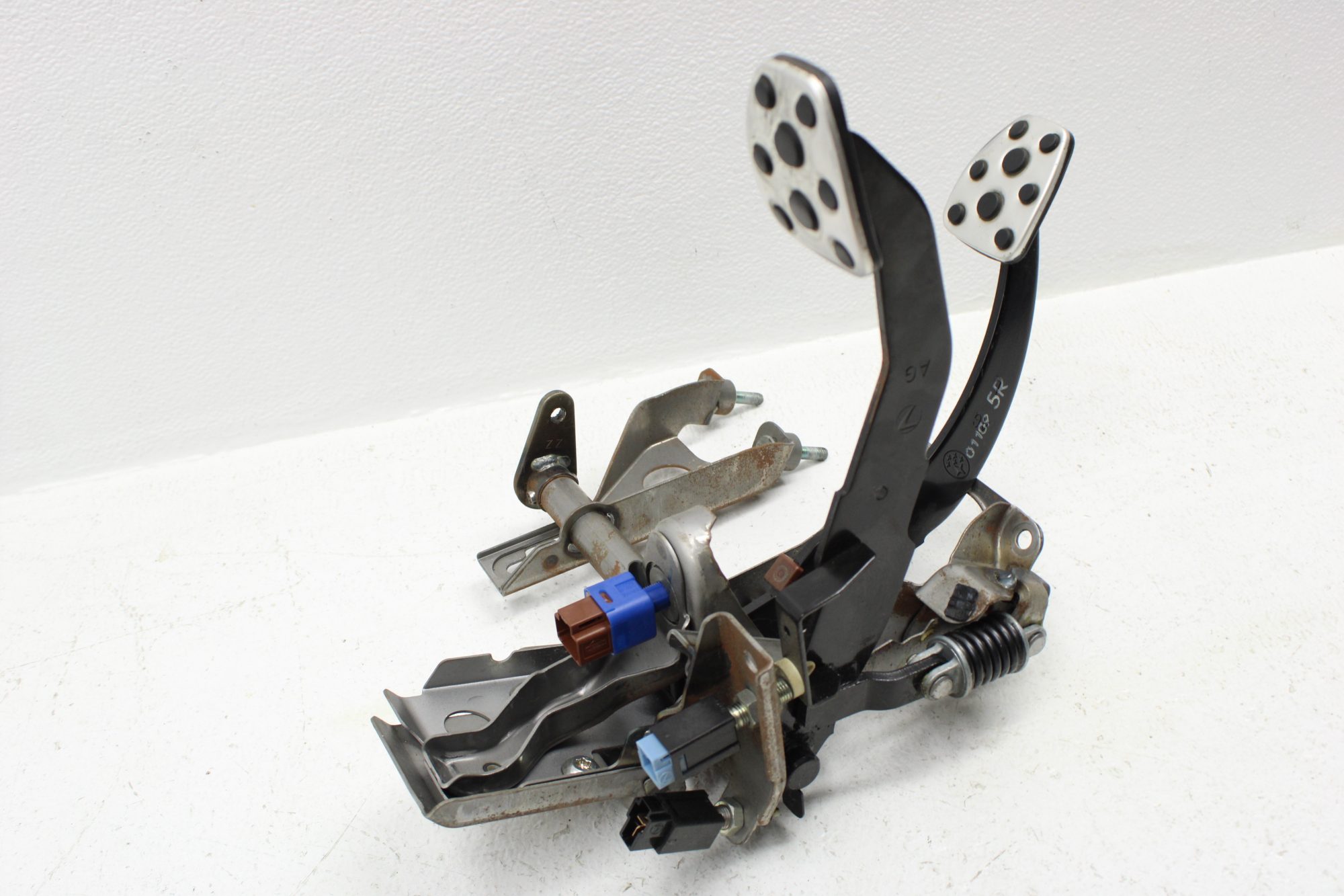 20082014 SUBARU WRX STI BRAKE & CLUTCH PEDAL ASSEMBLY OEM