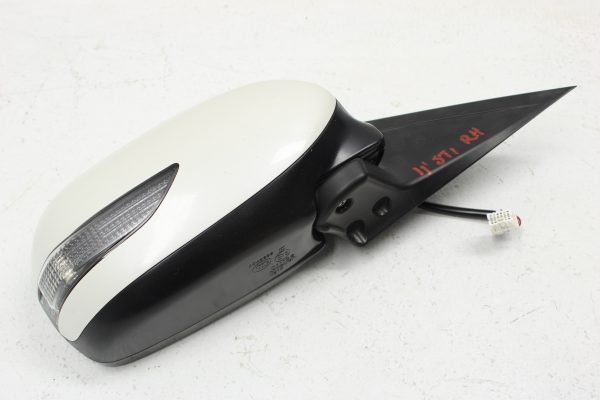 2008-2014 SUBARU WRX STI RH PASSENGER SIDE MIRROR & TURN SIGNAL WHITE OEM