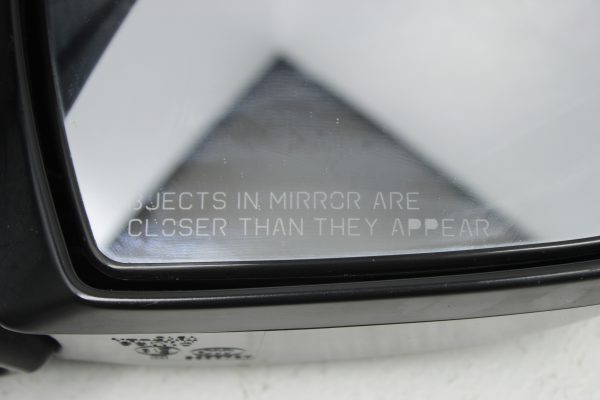 2008-2014 SUBARU WRX STI RH PASSENGER SIDE MIRROR & TURN SIGNAL WHITE OEM - Image 5