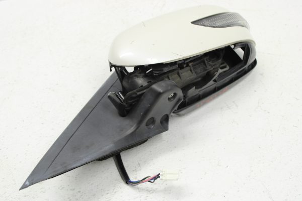 2008-2014 SUBARU WRX STI LH DRIVER SIDE MIRROR & TURN SIGNAL WHITE OEM *DAMAGED*