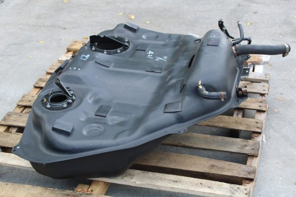 2011-2014 SUBARU IMPREZA WRX & STI FUEL CELL GAS TANK ASSEMBLY OEM - Image 4
