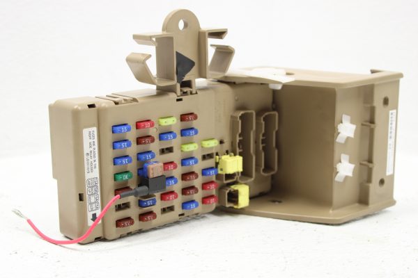 2008-2014 SUBARU WRX & STI INTERIOR DASH FUSE BOX JUNCTION 82201FG010 - Image 2