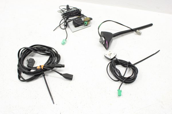 2008-2014 SUBARU WRX & STI PIONEER TOUCH SCREEN RADIO HEAD UNIT & ANTENNA - Image 6