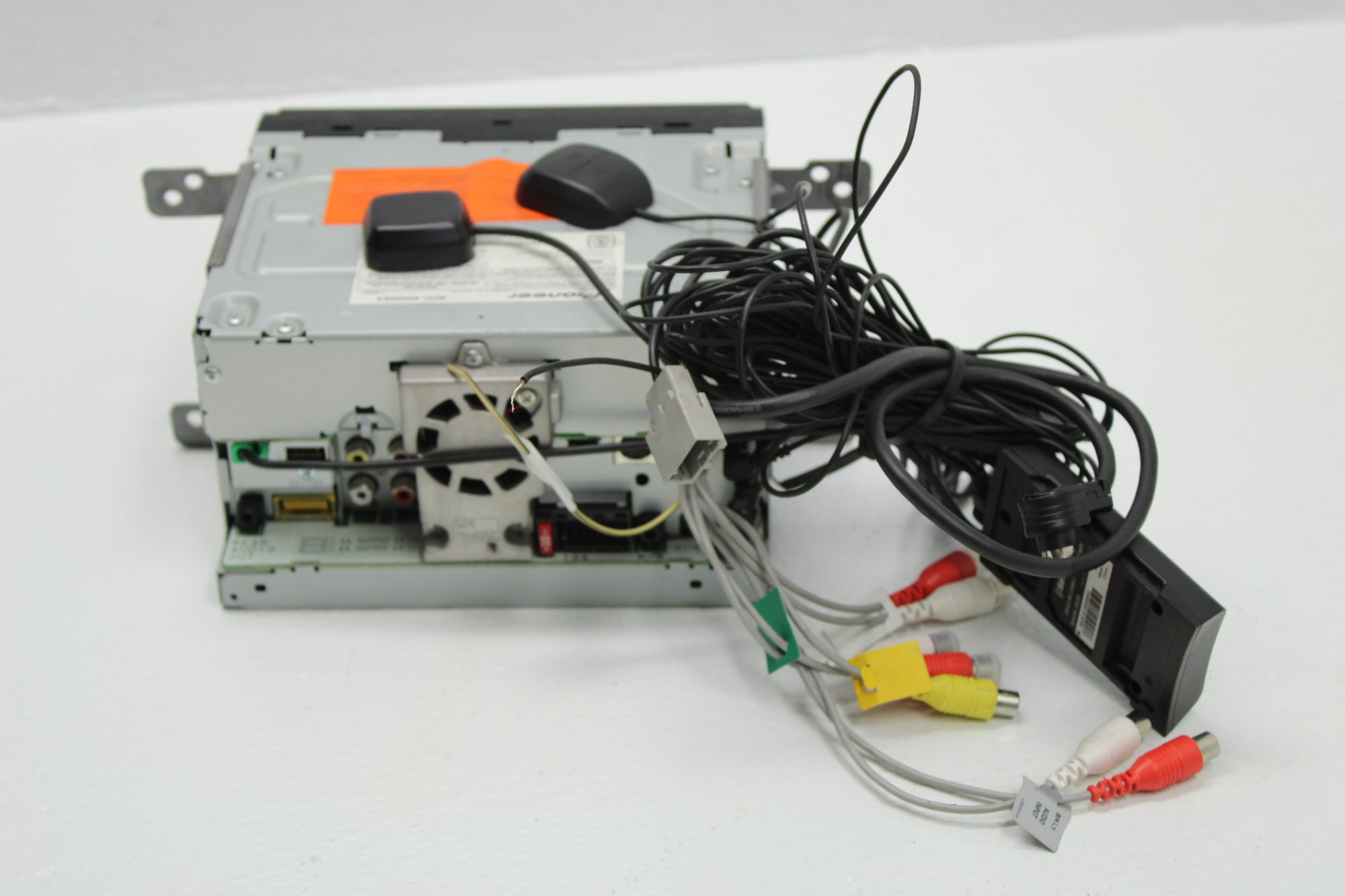 PIONEER RADIO BLUETOOTH HEAD UNIT W/ GPS & APPLE CAR PLAY AVIC5000NEX