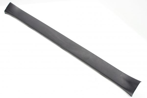 2008-2014 SUBARU WRX & STI RH PASSENGER SIDE DOOR SILL TRIM OEM 94060FG040