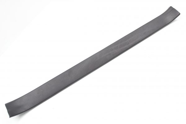 2008-2014 SUBARU WRX & STI RH PASSENGER SIDE DOOR SILL TRIM OEM 94060FG040 - Image 2