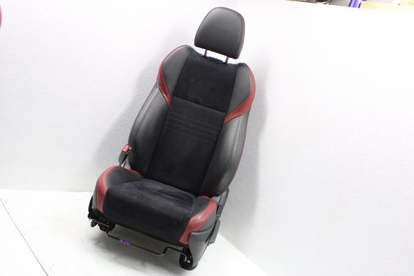 2015-2021 SUBARU WRX STI FRONT SEATS RED BLACK LEATHER/ALCANTARA SUEDE OEM - Image 8