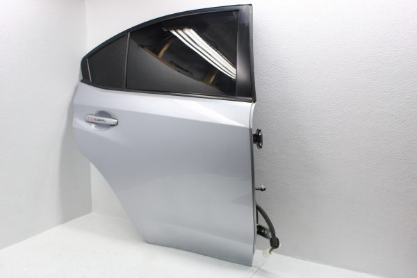 2015-2020 SUBARU WRX & STI REAR RH PASSENGER SIDE DOOR ASSEMBLY ISM SILVER - Image 2