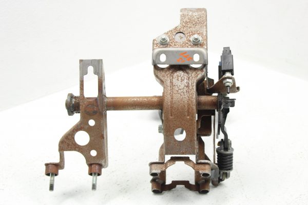 2015-2020 SUBARU WRX & STI BRAKE & CLUTCH PEDAL ASSEMBLY OEM - Image 5