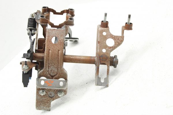 2015-2020 SUBARU WRX & STI BRAKE & CLUTCH PEDAL ASSEMBLY OEM - Image 6