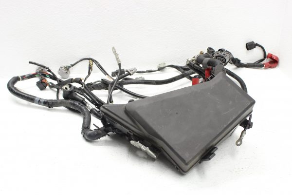 2015-2020 SUBARU WRX STI ALTERNATOR WIRING HARNESS & ENGINE FUSE BOX OEM - Image 2
