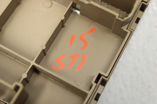 2015-2020 SUBARU IMPREZA WRX STI LOWER DASH FUSE BOX PANEL RELAY 82201VA010 - Image 5