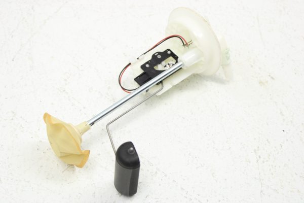 2015-2021 SUBARU WRX STI FUEL PUMP LEVELER METER SENDING UNIT OEM - Image 2