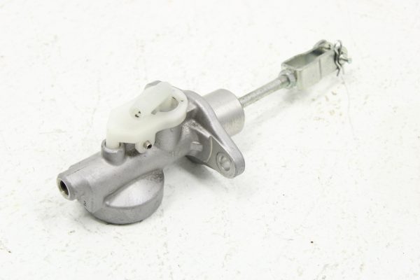2015-2021 SUBARU WRX & STI CLUTCH MASTER CYLINDER OEM 37230VA001 - Image 3