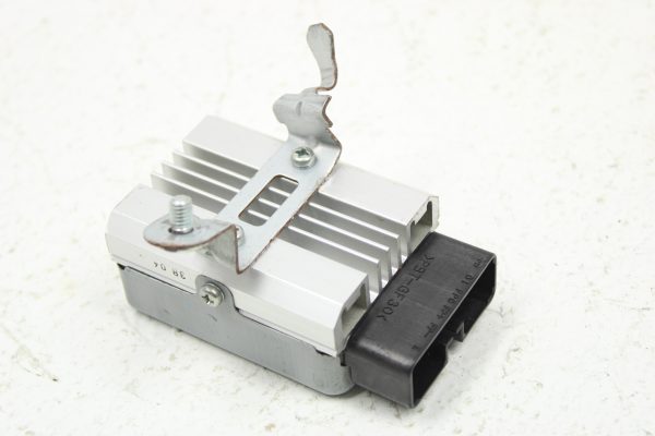 2015-2020 SUBARU WRX STI FUEL PUMP CONTROLLER MODULE OEM - Image 4