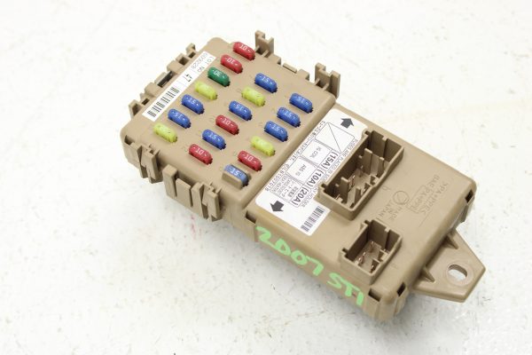 2004-2007 SUBARU IMPREZA WRX & STI INTERIOR DASH FUSE BOX JUNCTION OEM - Image 2