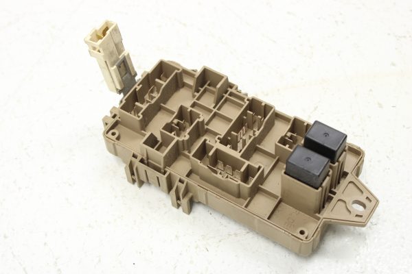 2004-2007 SUBARU IMPREZA WRX & STI INTERIOR DASH FUSE BOX JUNCTION OEM - Image 4