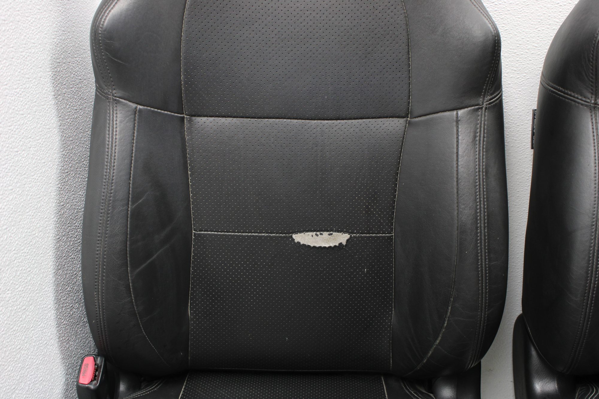 2004-2007 SUBARU IMPREZA WRX & STI FRONT BLACK LEATHER SEATS SET LH/RH OEM - Image 9