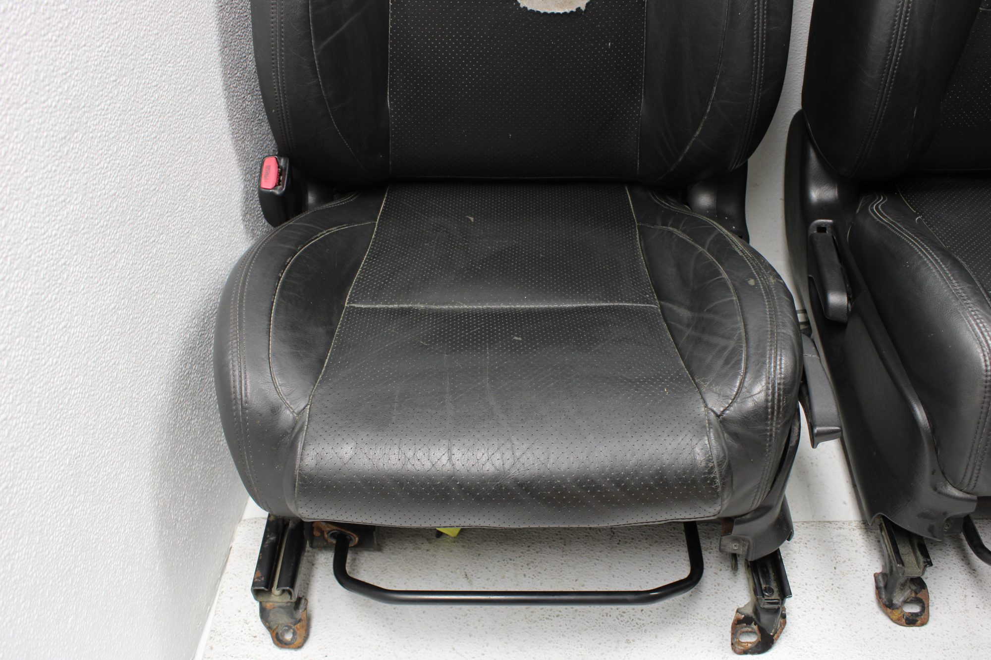 2004-2007 SUBARU IMPREZA WRX & STI FRONT BLACK LEATHER SEATS SET LH/RH OEM - Image 8