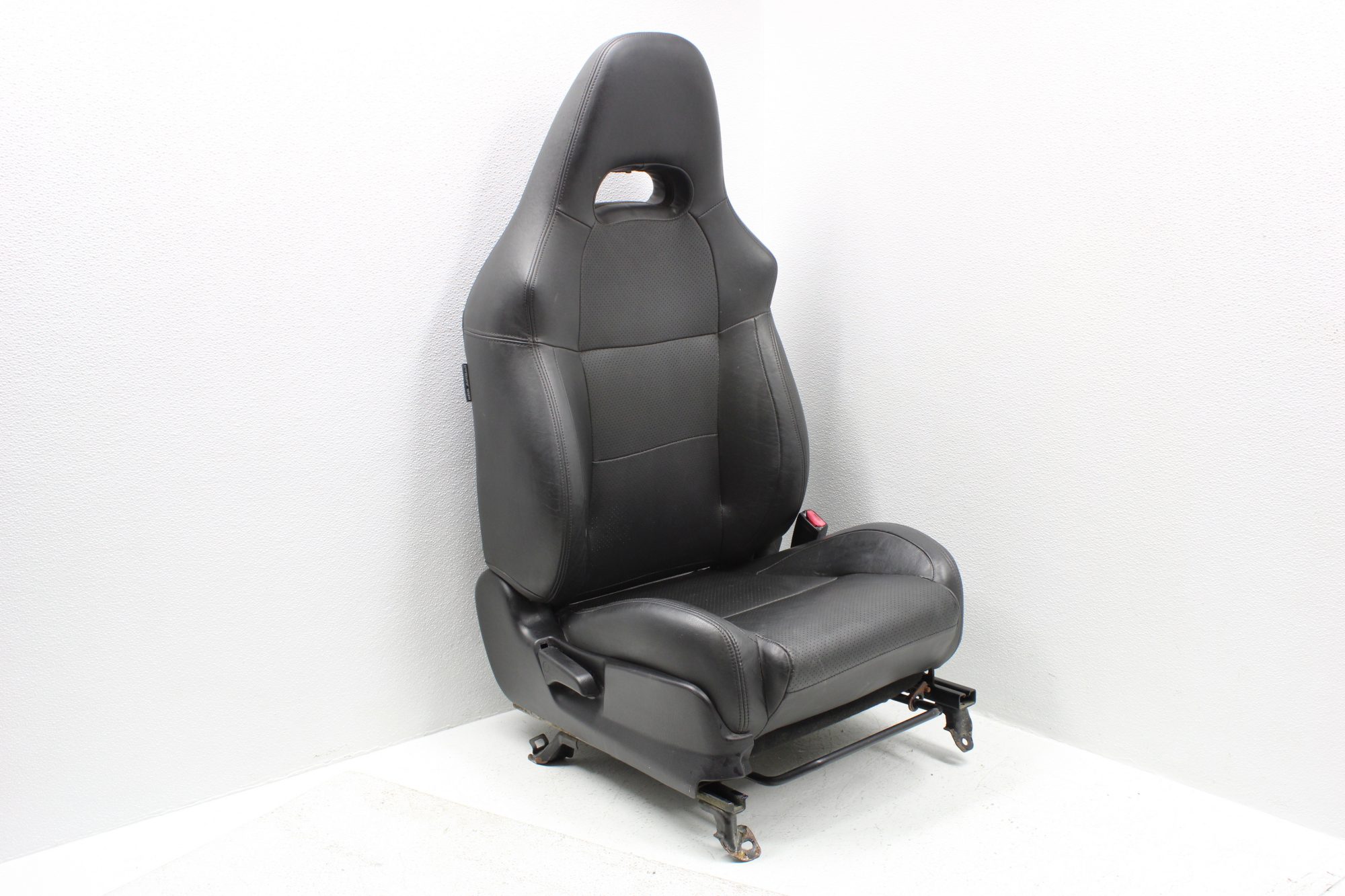 2004-2007 SUBARU IMPREZA WRX & STI FRONT BLACK LEATHER SEATS SET LH/RH OEM - Image 4