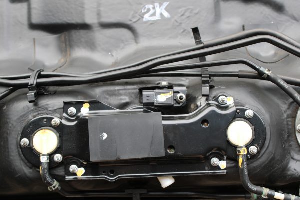 2002-2007 SUBARU IMPREZA WRX & STI GAS TANK FUEL CELL ASSEMBLY OEM - Image 8