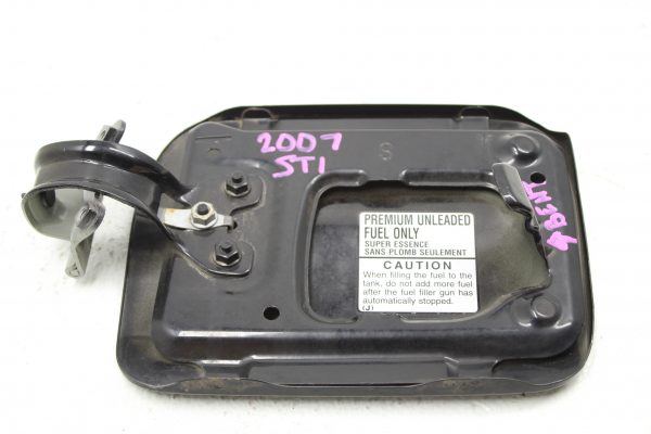 2002-2007 SUBARU WRX STI GAS CAP DOOR COVER LID/HINGE BLACK 57601FE010 - Image 5
