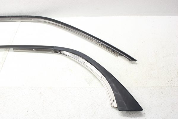 2002-2007 SUBARU WRX & STI SEDAN EXTERIOR ROOF RETAINER & MOLDING SET LH/RH OEM - Image 2