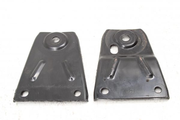 2004-2007 SUBARU WRX STI DIFFERENTIAL MOUNT DIFF BRACKET SET LH/RH OEM