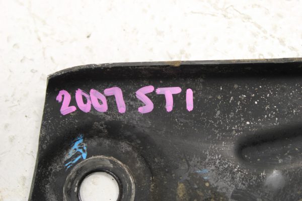2004-2007 SUBARU WRX STI DIFFERENTIAL MOUNT DIFF BRACKET SET LH/RH OEM - Image 4
