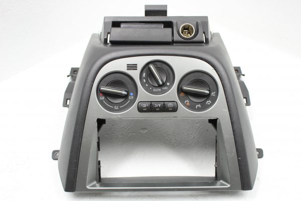2004 SUBARU WRX STI LOWER INSTRUMENT PANEL RADIO BEZEL W/CLIMATE CONTROL KNOBS - Image 4
