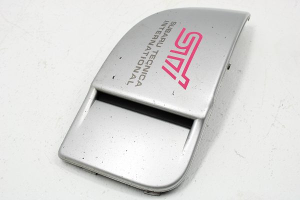 2004-2005 SUBARU WRX STI RH PASSENGER SIDE FOG LIGHT COVER ASSEMBLY SILVER - Image 2
