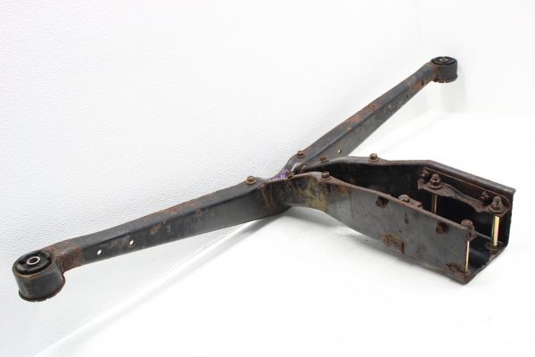 2004-2007 SUBARU WRX STI REAR DIFFERENTIAL OUTRIGGER SUBFRAME 41310FE050 OEM - Image 8