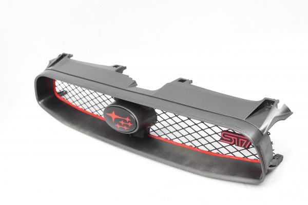 04-05 2004-2005 SUBARU WRX STI FRONT GRILLE ASSEMBLY OEM GRILL 91121FE110 - Image 2