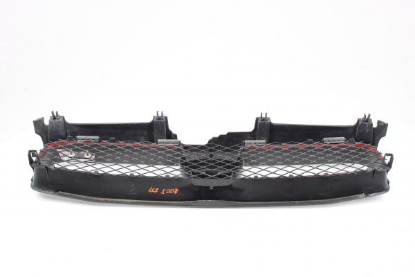 04-05 2004-2005 SUBARU WRX STI FRONT GRILLE ASSEMBLY OEM GRILL 91121FE110 - Image 4