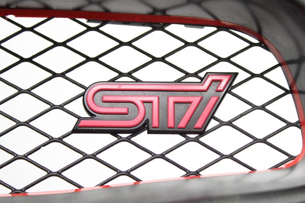 04-05 2004-2005 SUBARU WRX STI FRONT GRILLE ASSEMBLY OEM GRILL 91121FE110 - Image 11