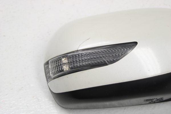 2008-2014 SUBARU WRX STI RH SIDE VIEW MIRROR W/ TURN SIGNAL SATIN WHITE PEARL - Image 4