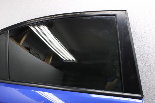 2015-2021 SUBARU WRX & STI REAR RH DOOR ASSEMBLY PASSENGER SIDE WORLD RALLY BLUE OEM - Image 2