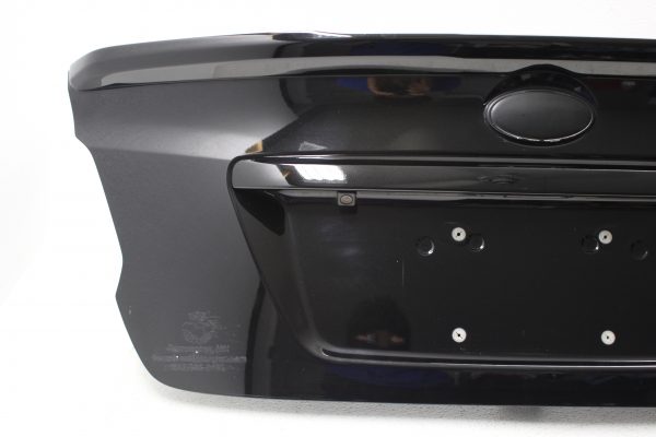 2015-2021 SUBARU WRX & STI LIMITED WINGLESS TRUNK LID BLACK OEM - Image 3